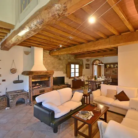 Petralexa Vila Gaiole in Chianti